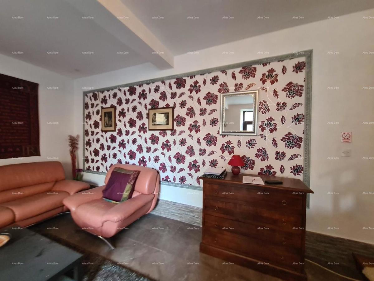 Un'opportunità unica! Casa nel centro di Buzet – potenziale residenziale e commerciale