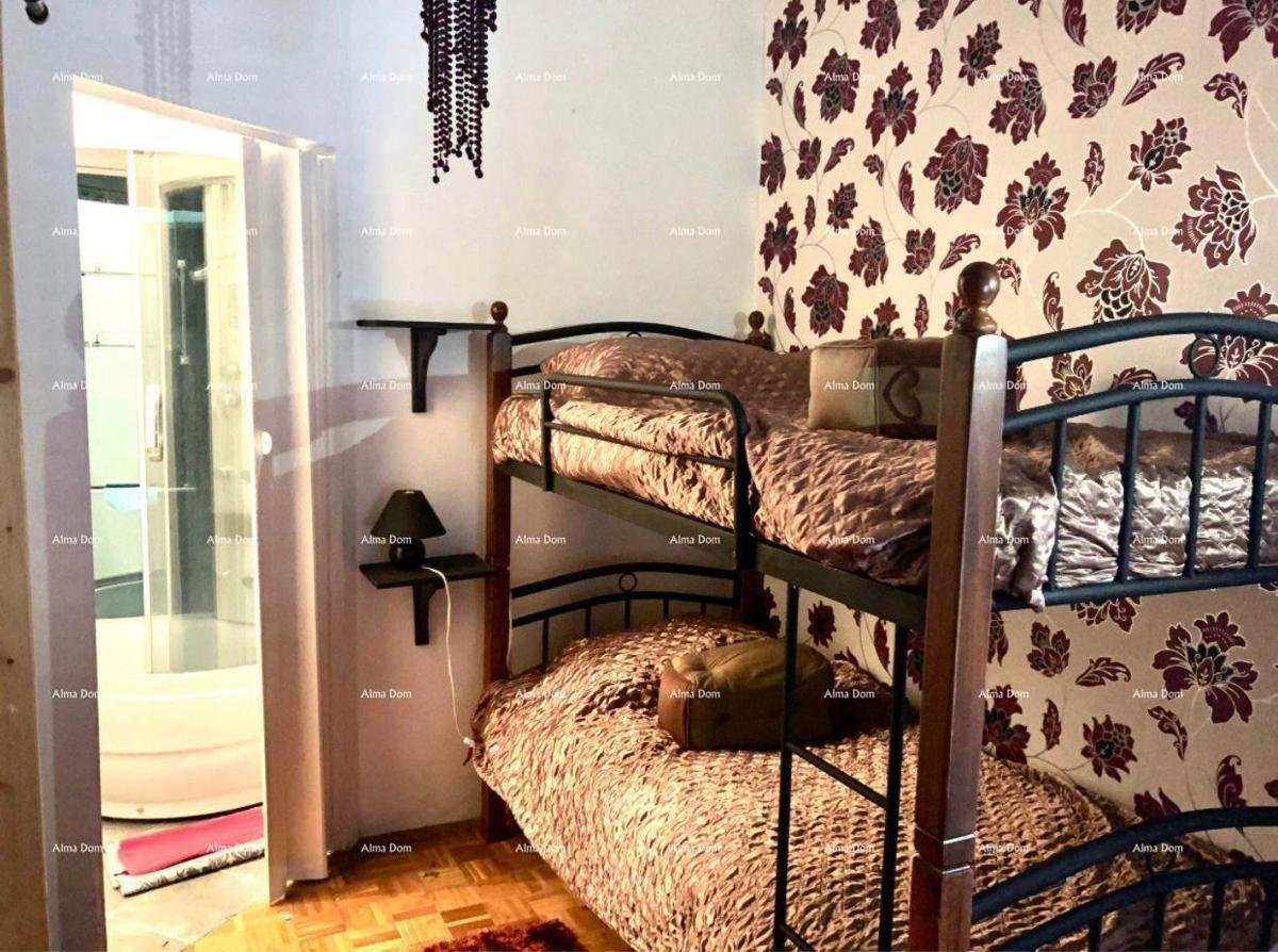 Un'opportunità unica! Casa nel centro di Buzet – potenziale residenziale e commerciale