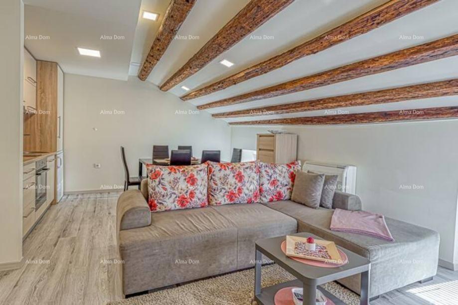 Splendido appartamento sul lungomare di Parenzo – Prima fila sul mare