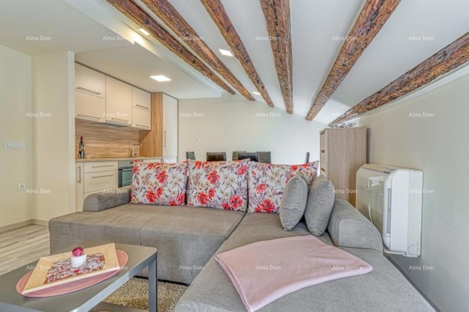 Splendido appartamento sul lungomare di Parenzo – Prima fila sul mare