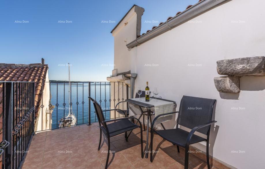 Splendido appartamento sul lungomare di Parenzo – Prima fila sul mare