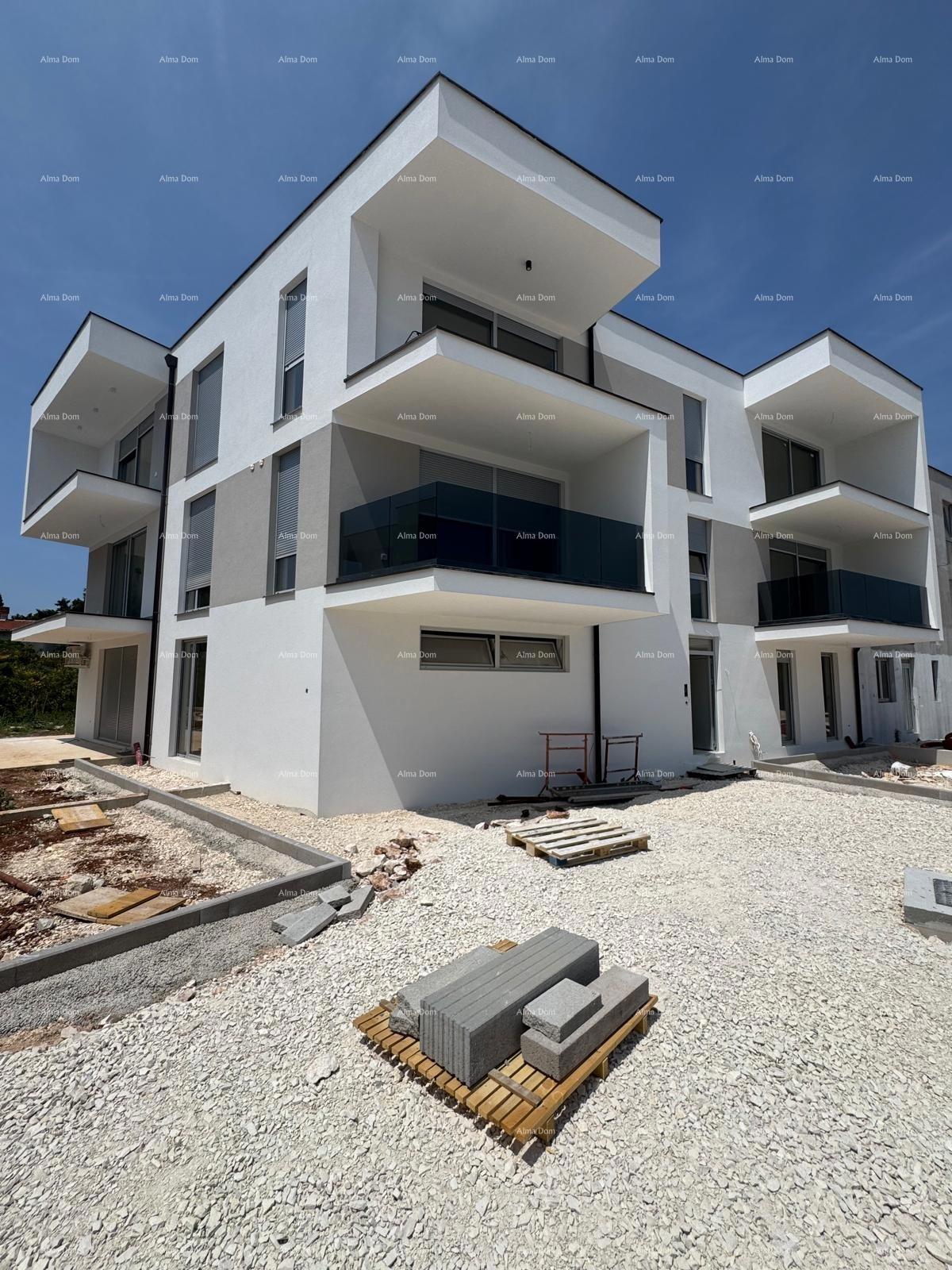 Vendita di un appartamento di lusso con posto auto e vista mare, Ližnjan!