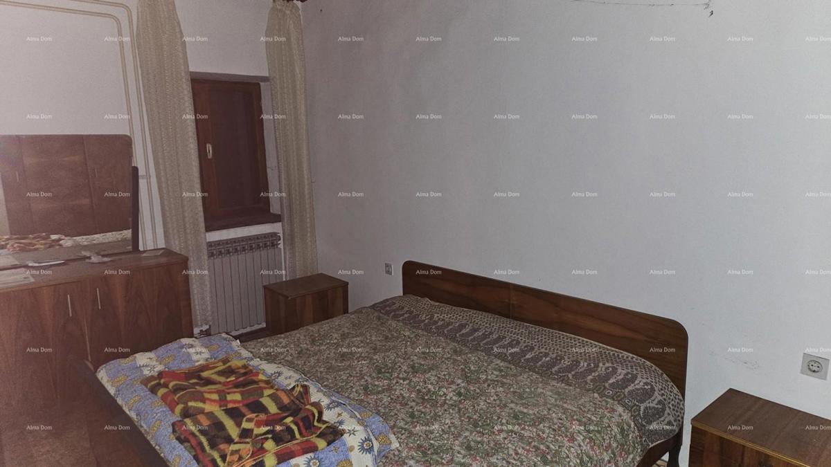 In vendita autentica casa in pietra, vicinanza a Žminj