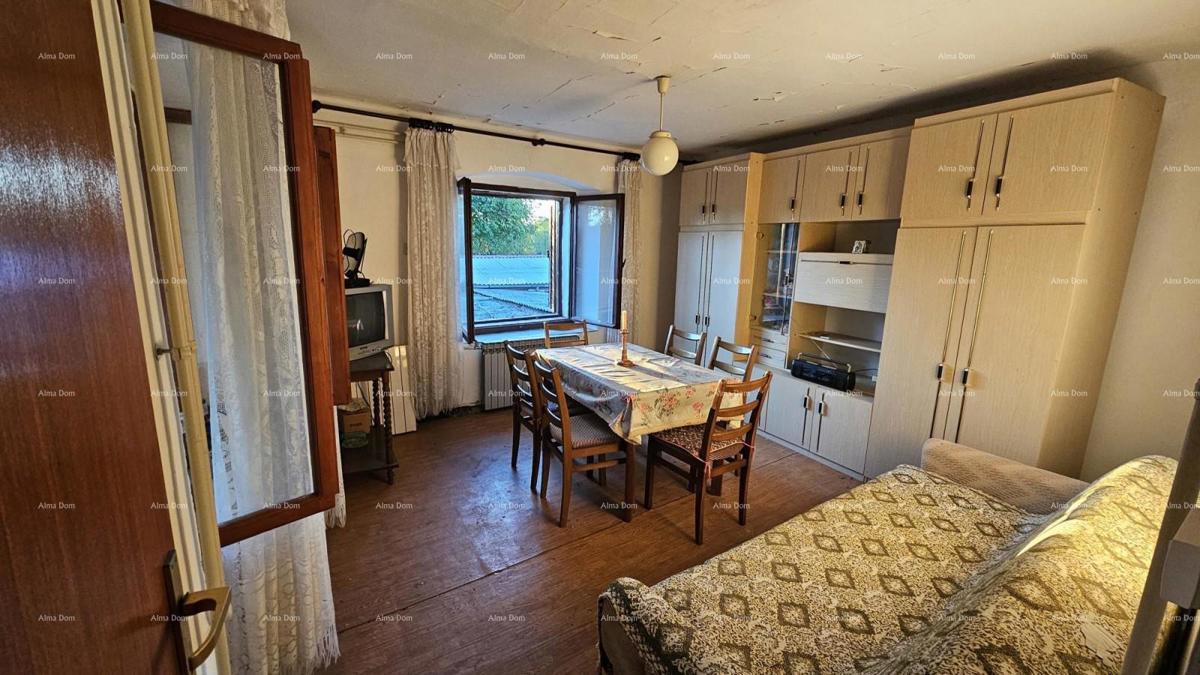 In vendita autentica casa in pietra, vicinanza a Žminj