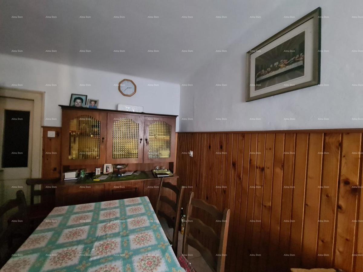 Umag, dintorni - casa autoctona con giardino!