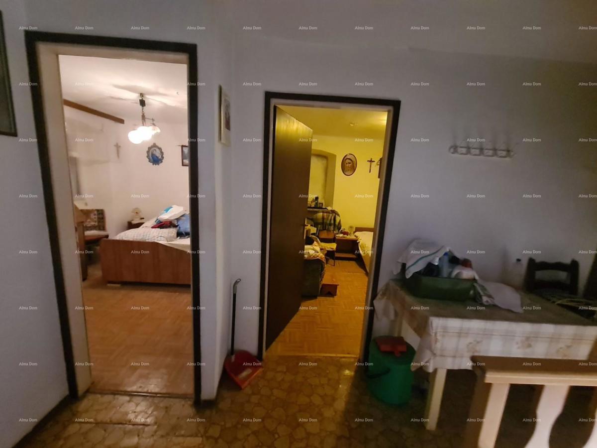 Umag, dintorni - casa autoctona con giardino!