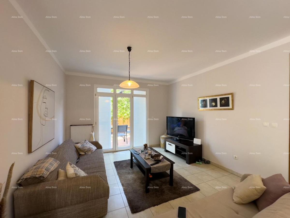 Valdebek . Vendiamo un appartamento con giardino in un'ottima posizione, Pola