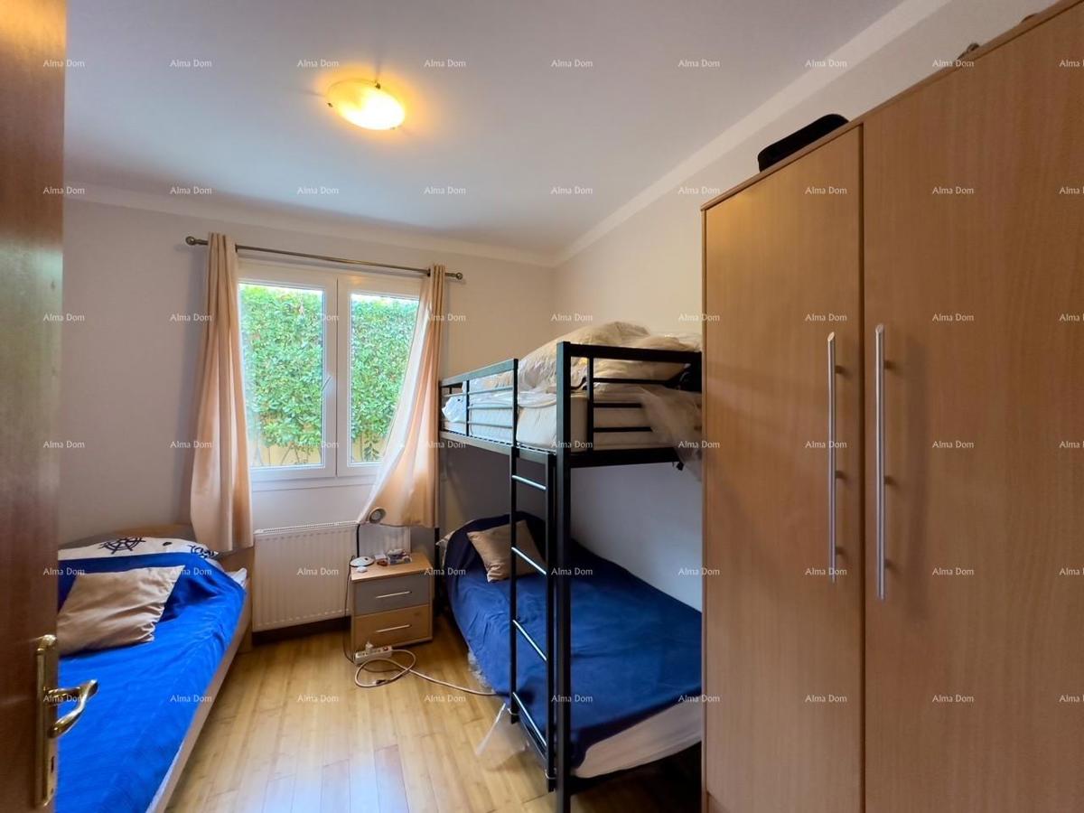 Valdebek . Vendiamo un appartamento con giardino in un'ottima posizione, Pola