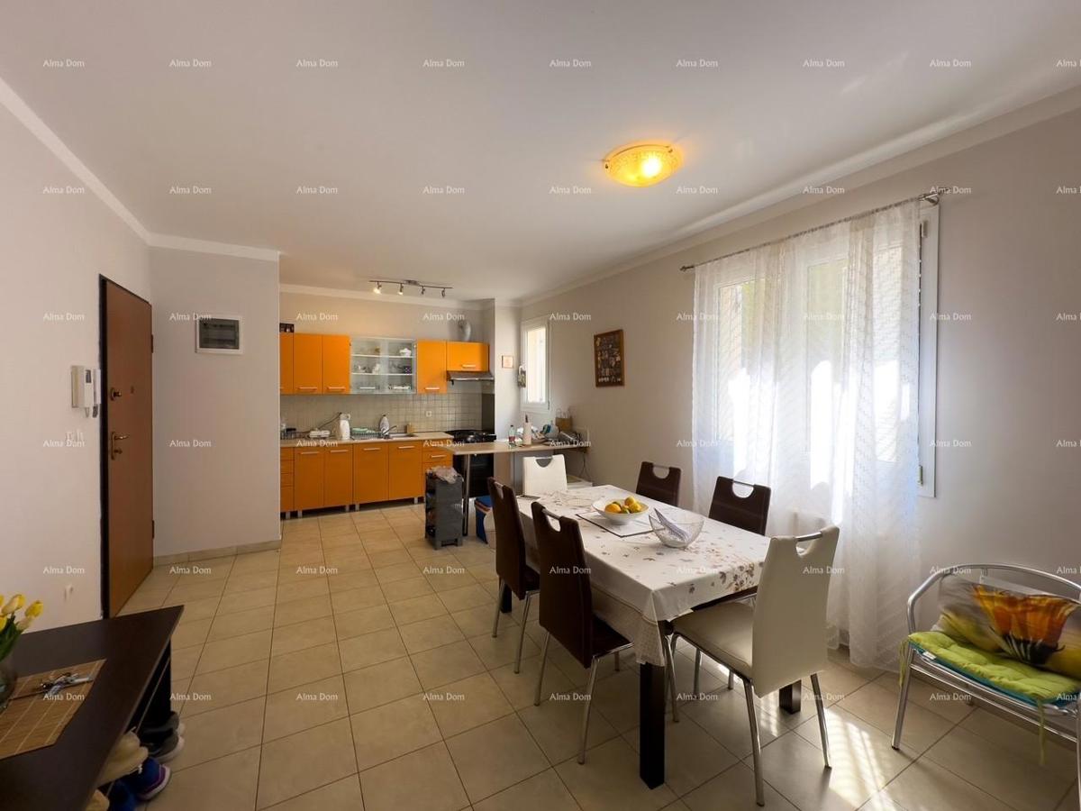 Valdebek . Vendiamo un appartamento con giardino in un'ottima posizione, Pola