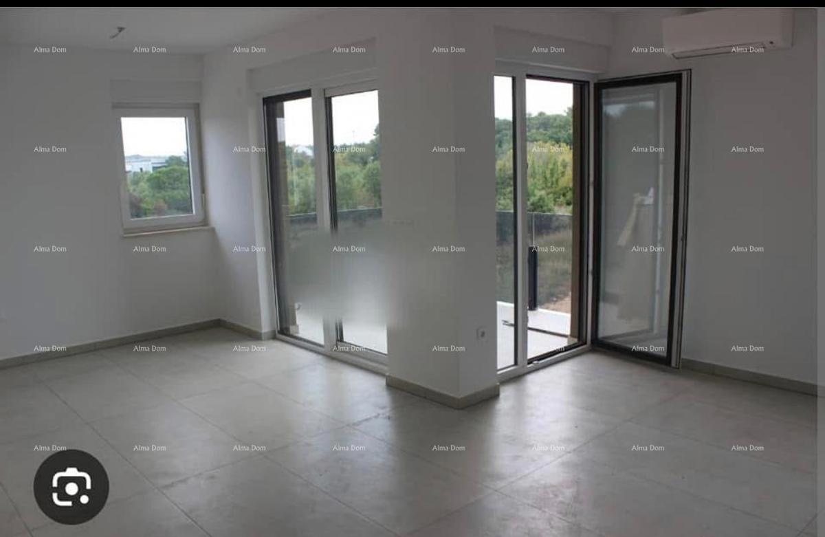 Appartamento di lusso con cinque stanze in vendita – 150 m², ultimo piano, nuova costruzione