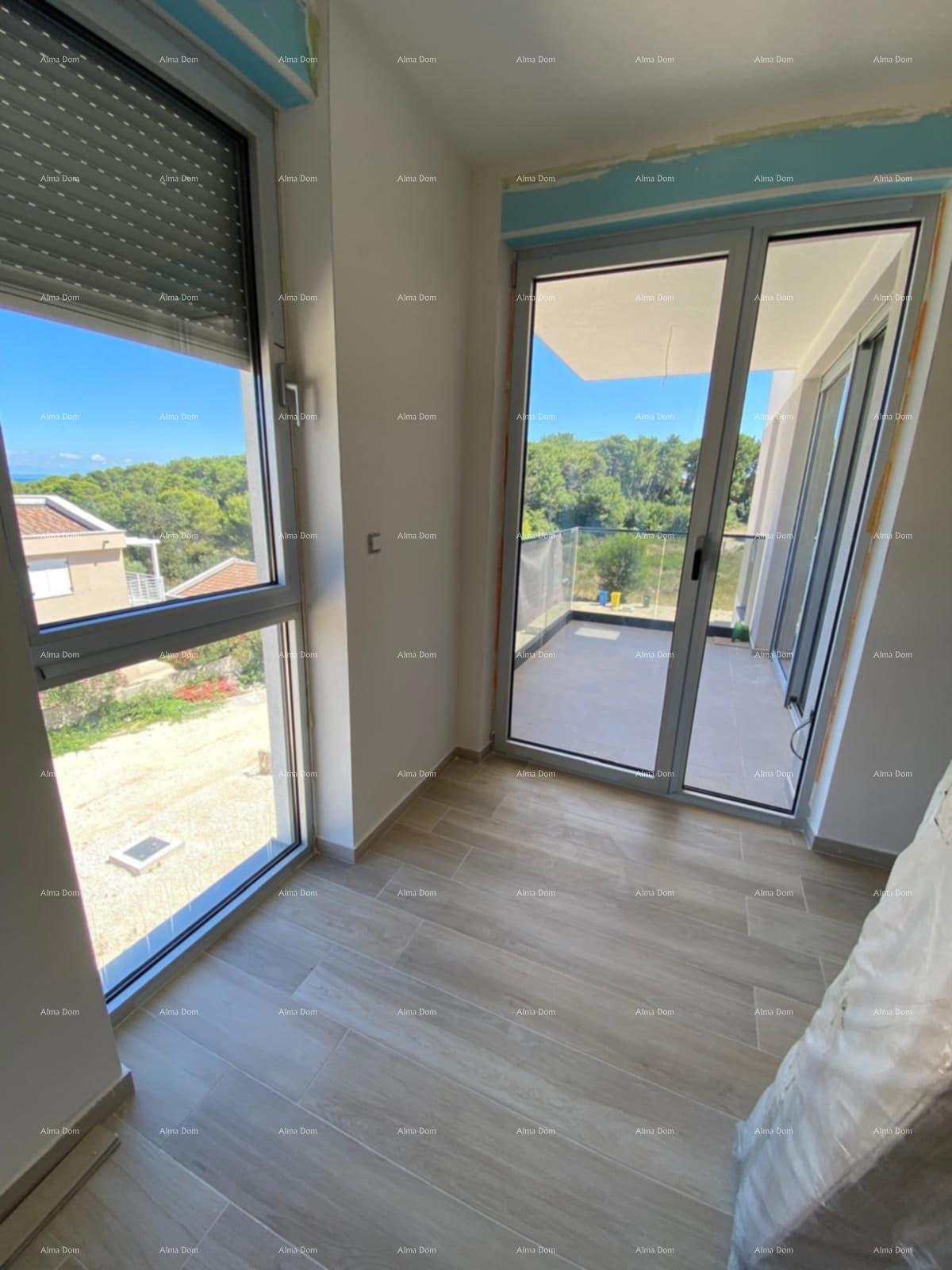 Istra. Nuova costruzione. Vendiamo appartamento con vista mare – Ližnjan