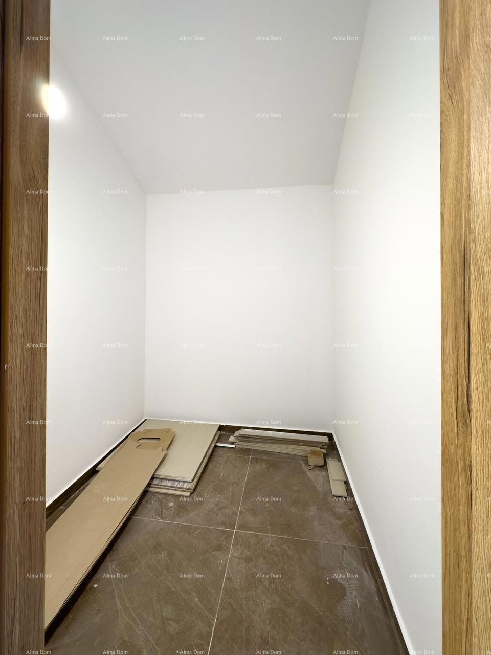 Vendiamo un appartamento con una bellissima vista sul mare! Premantura!