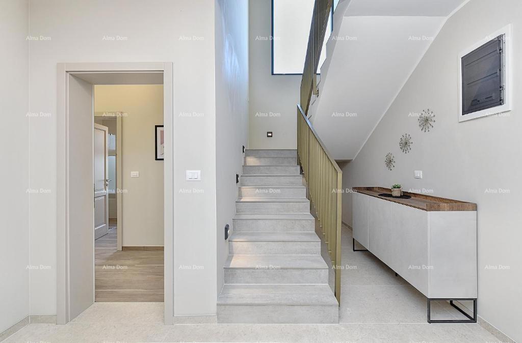 Fažana - Peroj - Splendida Villa con piscina e vista mare vicino alla spiaggia