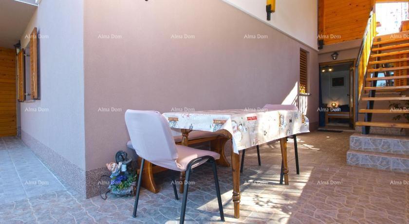 Casa con 3 appartamenti, Medulin