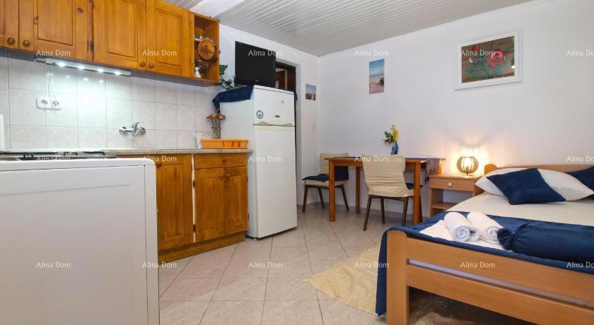 Casa con 3 appartamenti, Medulin