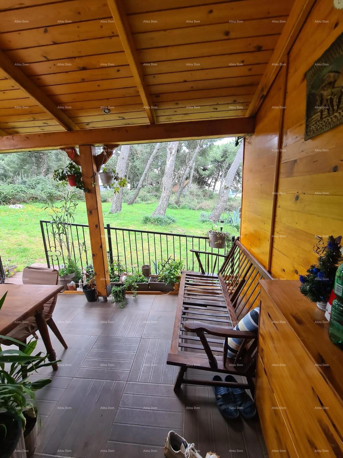 Casa con 3 appartamenti, Medulin