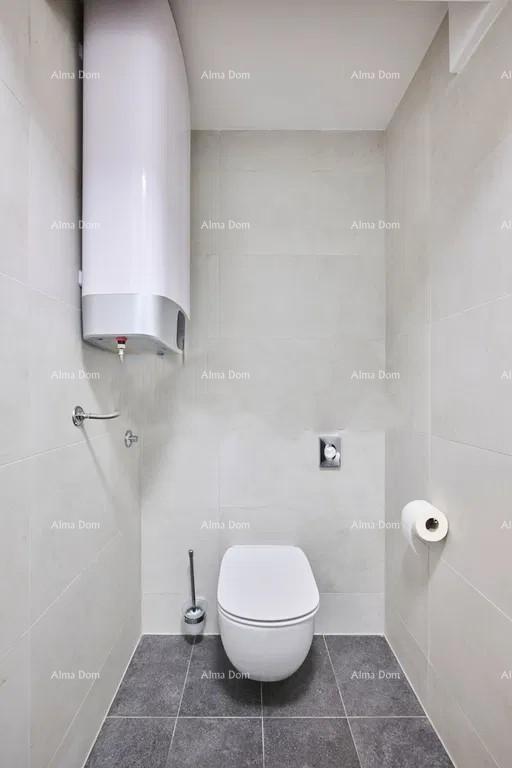 Umag – appartamento vicino al mare in un complesso con piscina