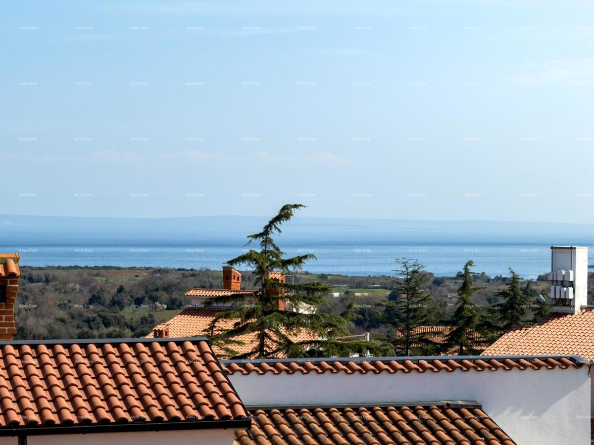 Vendiamo appartamento con vista mare!