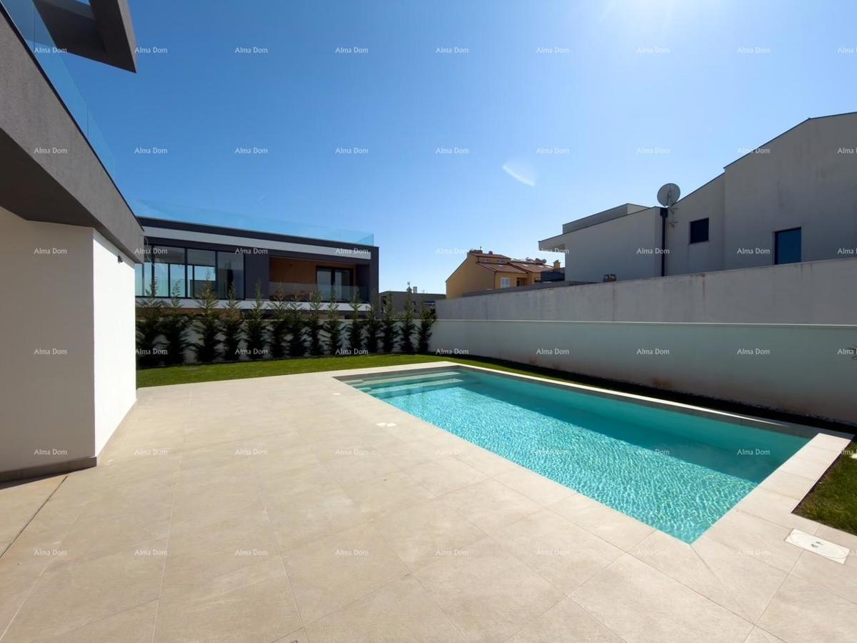 Nuova moderna villa vicino al mare!