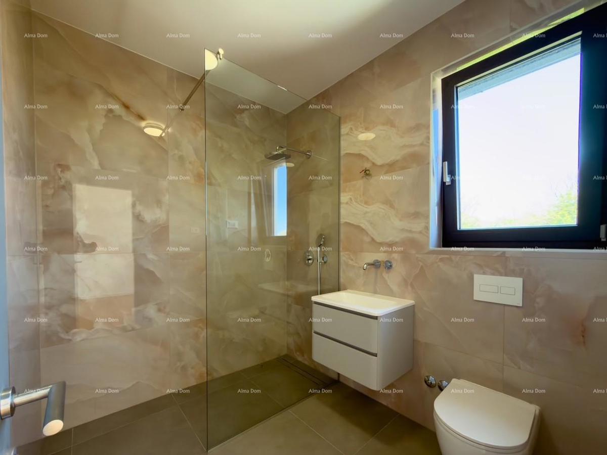 Nuova moderna villa vicino al mare!