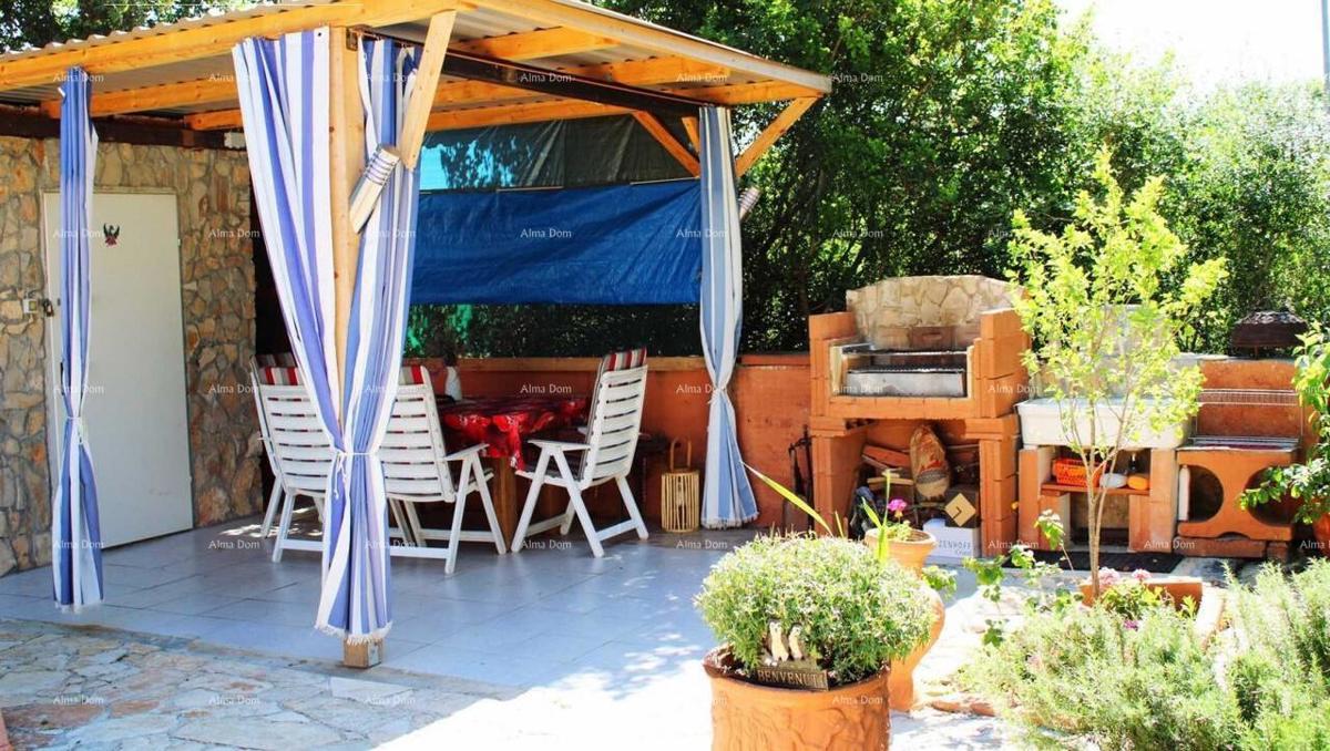 MEDULIN – AUTENTICA CASA ISTRIANA (KAŽUN) CON GIARDINO, A 600 M DAL MARE