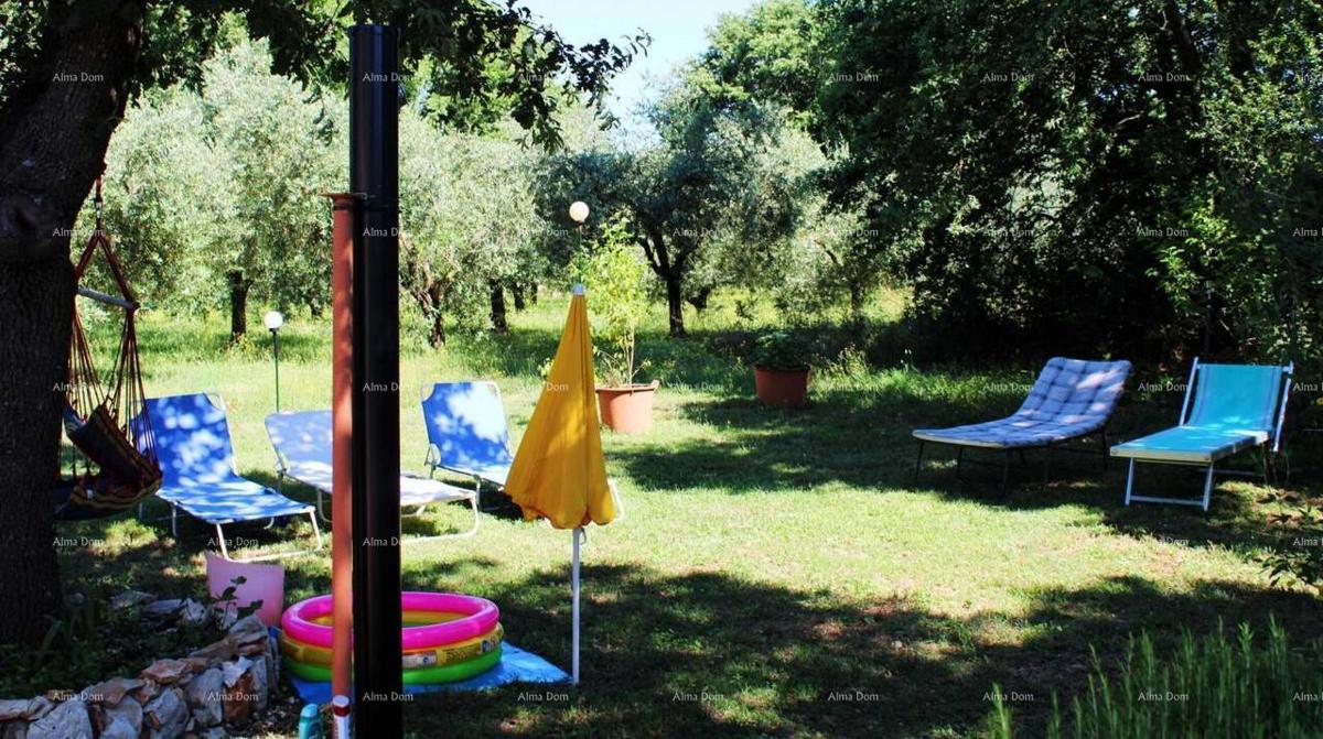 MEDULIN – AUTENTICA CASA ISTRIANA (KAŽUN) CON GIARDINO, A 600 M DAL MARE