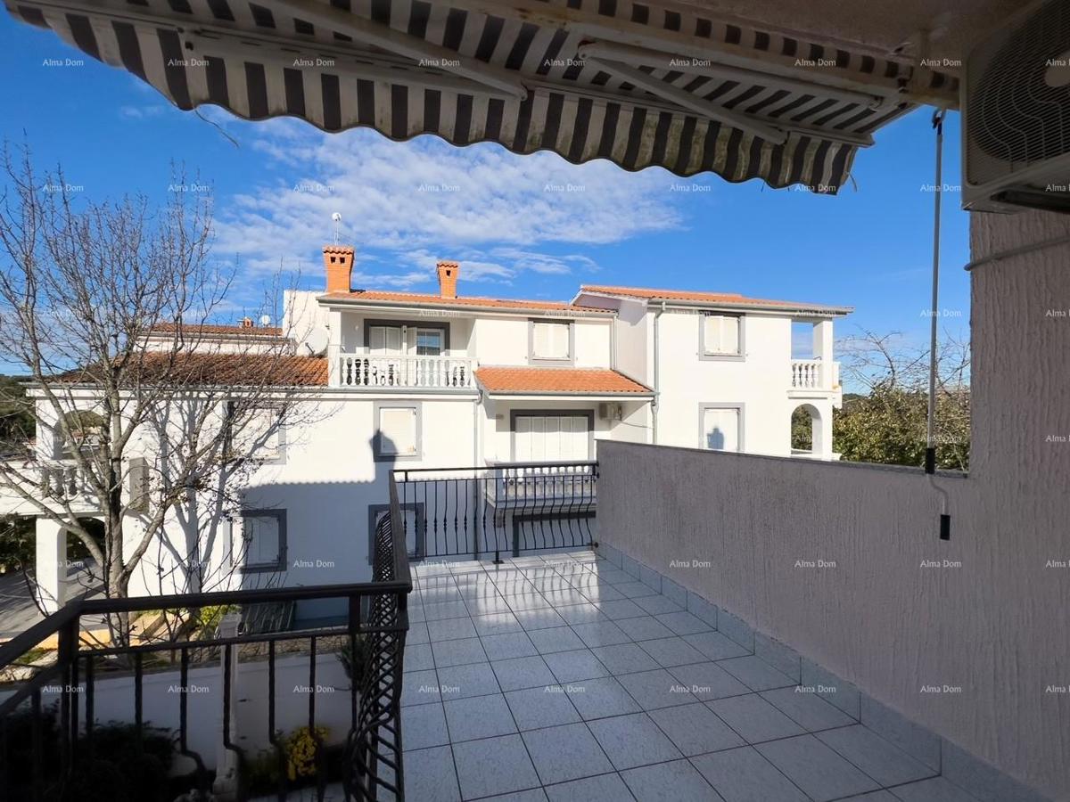 Grande casa con 4 appartamenti - Baia di sabbia!