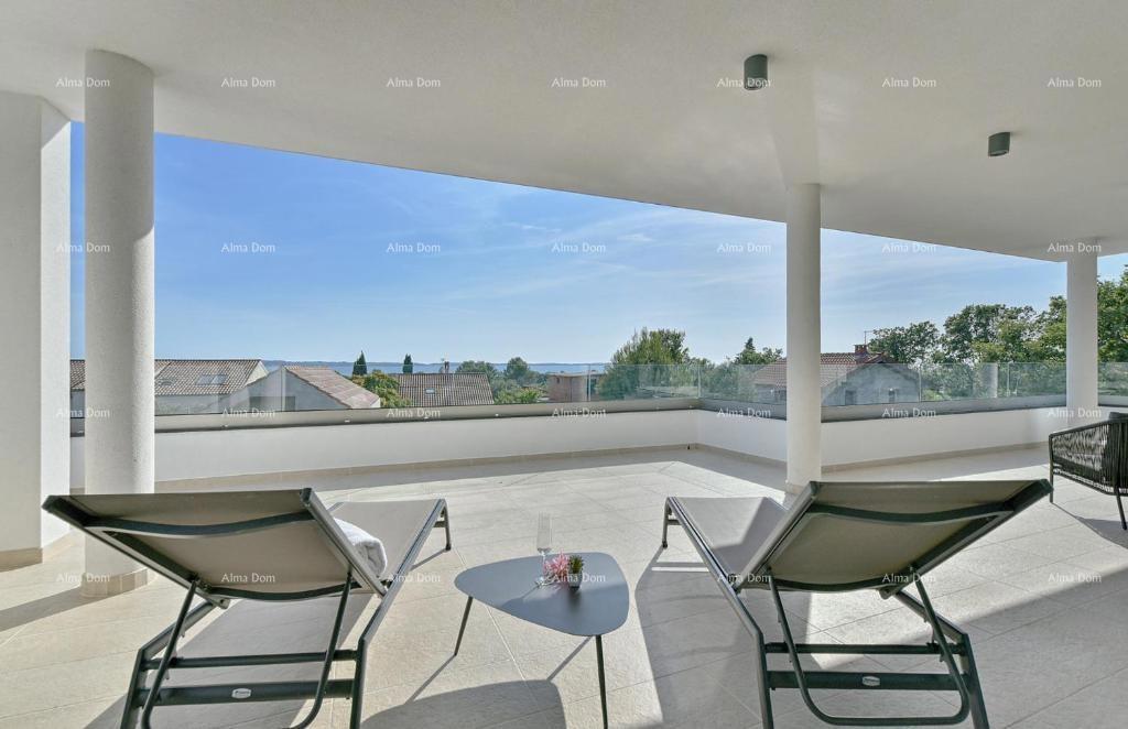 Bellissima villa con piscina e vista mare vicino alla spiaggia