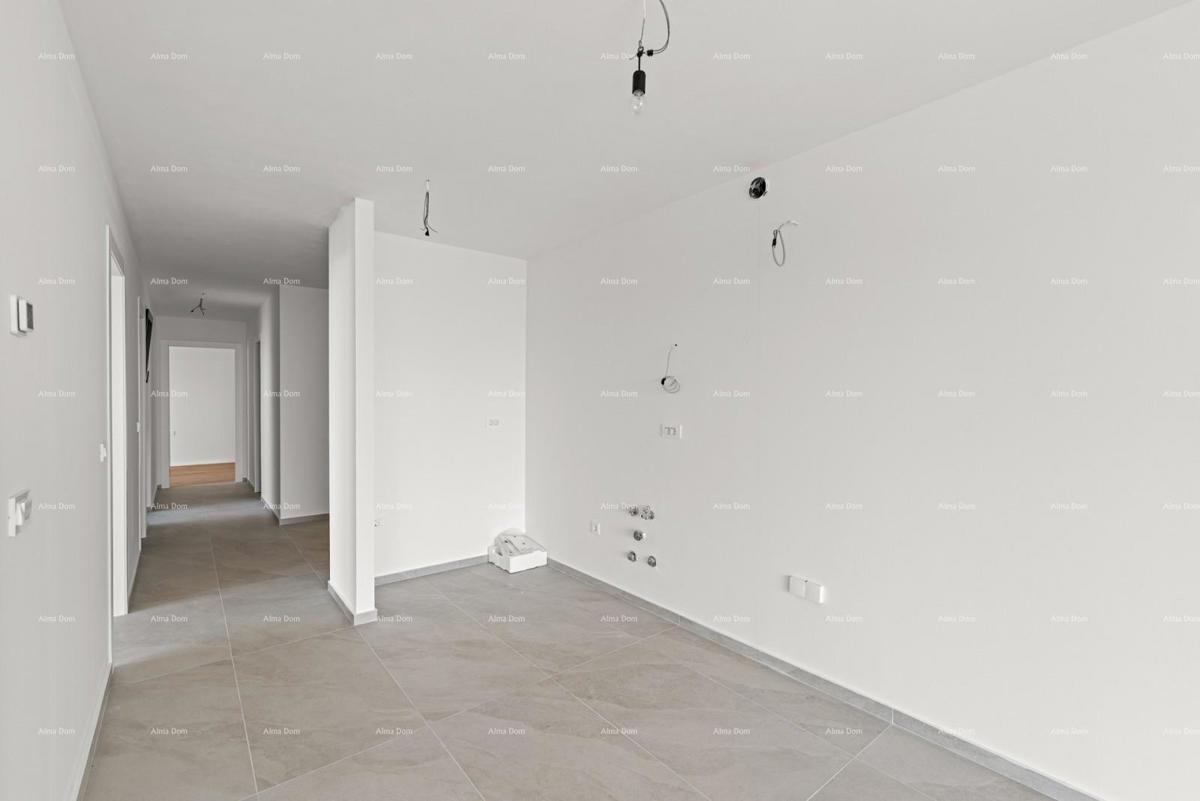 Vendita di appartamenti in un nuovo complesso residenziale con due posti auto, Novigrad!