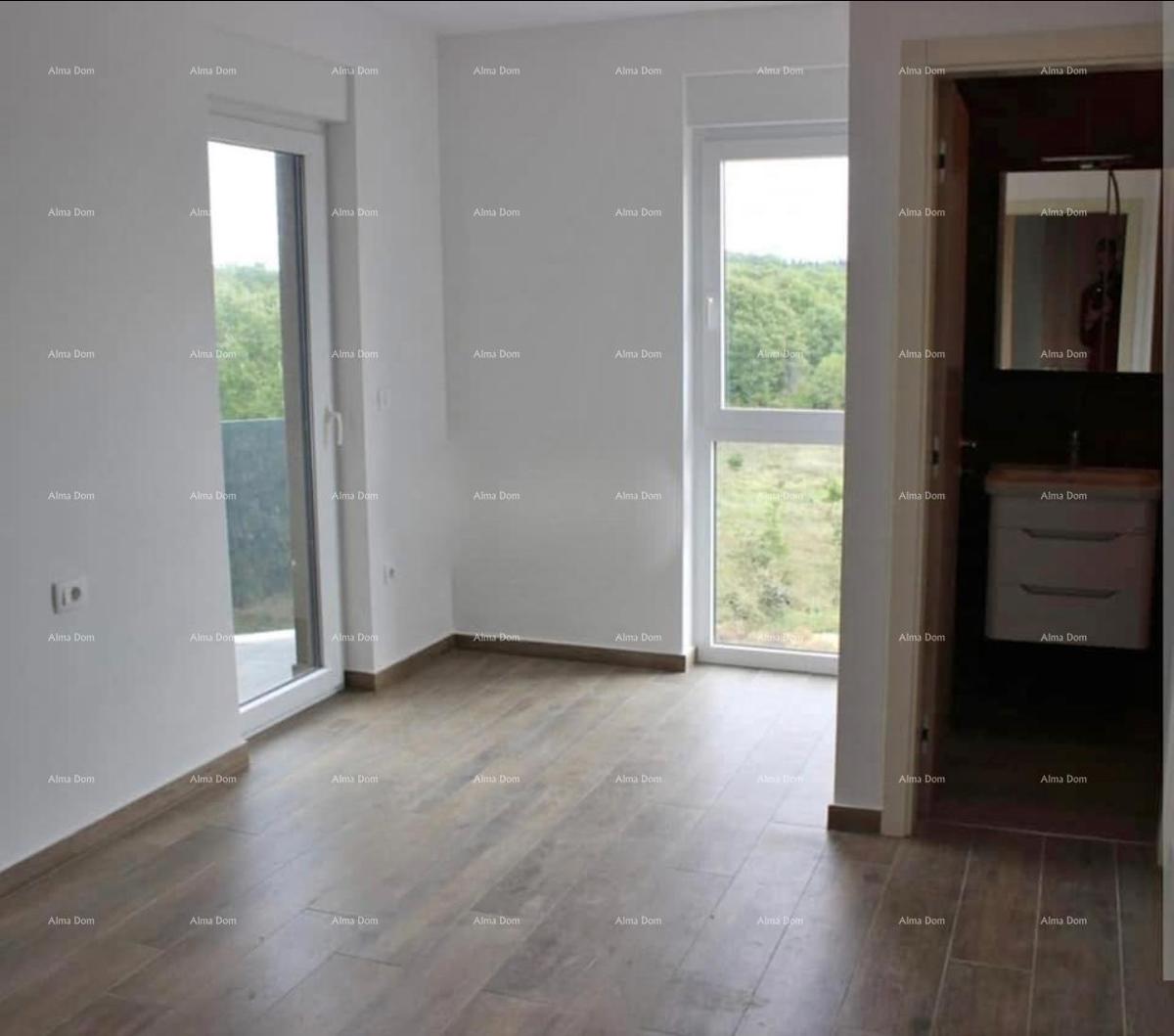 Appartamento di lusso con cinque stanze in vendita – 150 m², ultimo piano, nuova costruzione