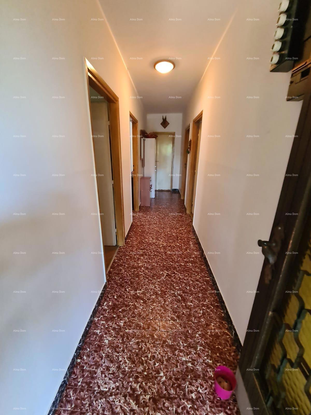 Vendita di una casa con due unità abitative, un fabbricato accessorio e un garage, Ližnjan!