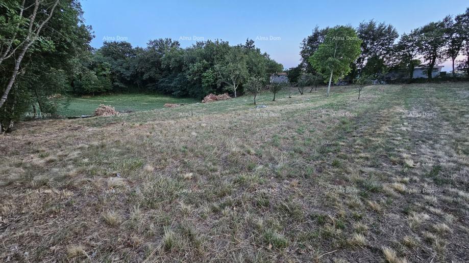 Terreno edificabile a Tinjano (Istria), 3.623 m²