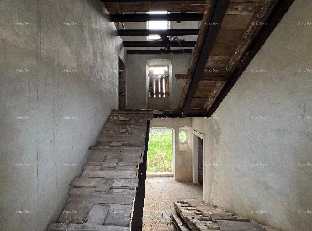 Stazione storica presso Pola – enorme potenziale.