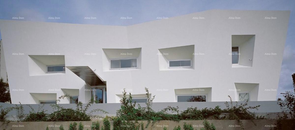 Pola/Veruda! Casa indipendente in una posizione privilegiata!