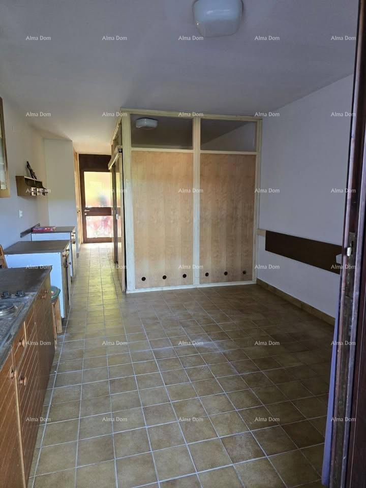 Appartamento in ottima posizione – Duga Uvala, 150 m dal mare!