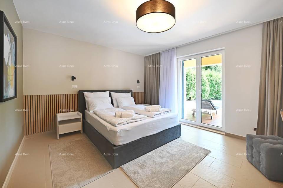 In italiano, il titolo si traduce in: