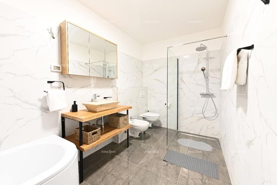 In italiano, il titolo si traduce in: