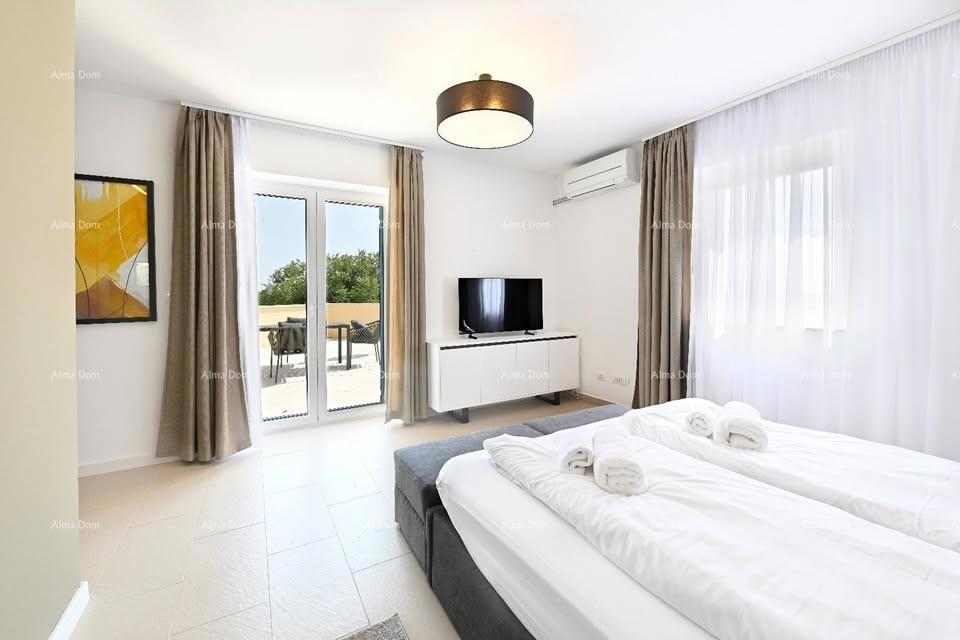 In italiano, il titolo si traduce in: