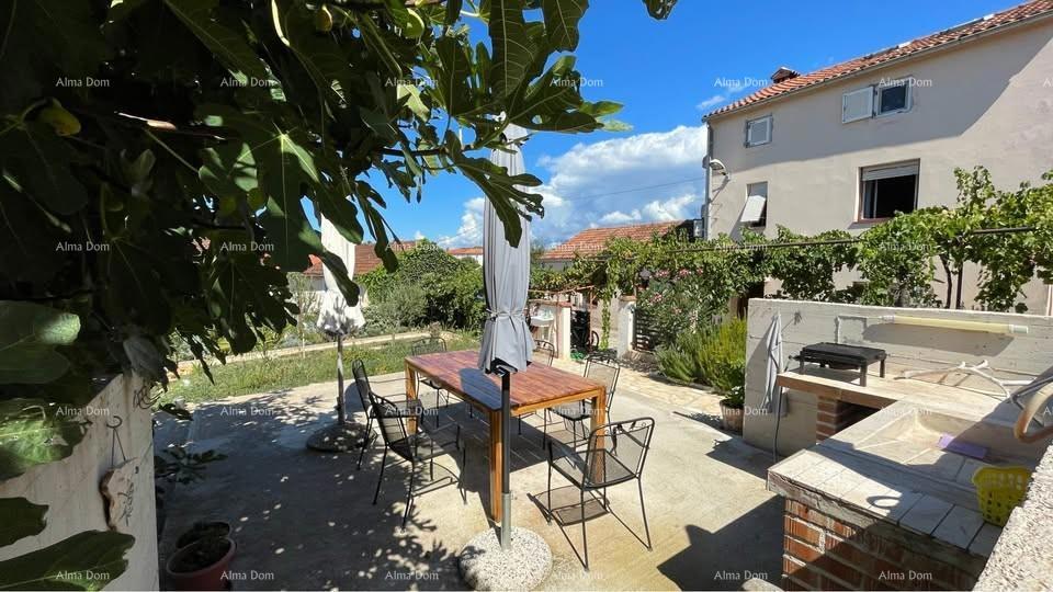 Vendita - due case in ottima posizione con vista mare - Medulin, Vinkuran!