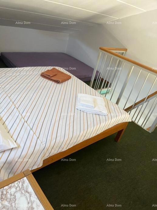 Appartamento con galleria e vista mare – Duga Uvala, 100 m dalla spiaggia