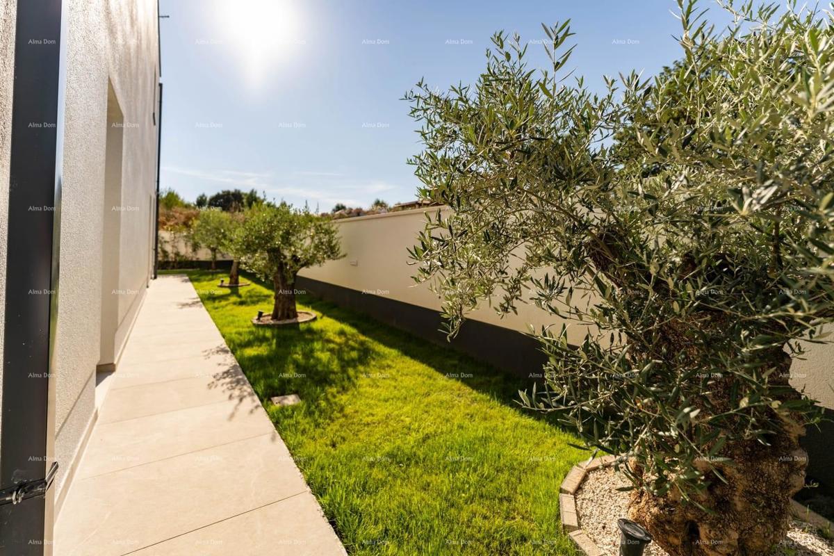 Casa moderna con piscina in un'ottima posizione, Medolino!