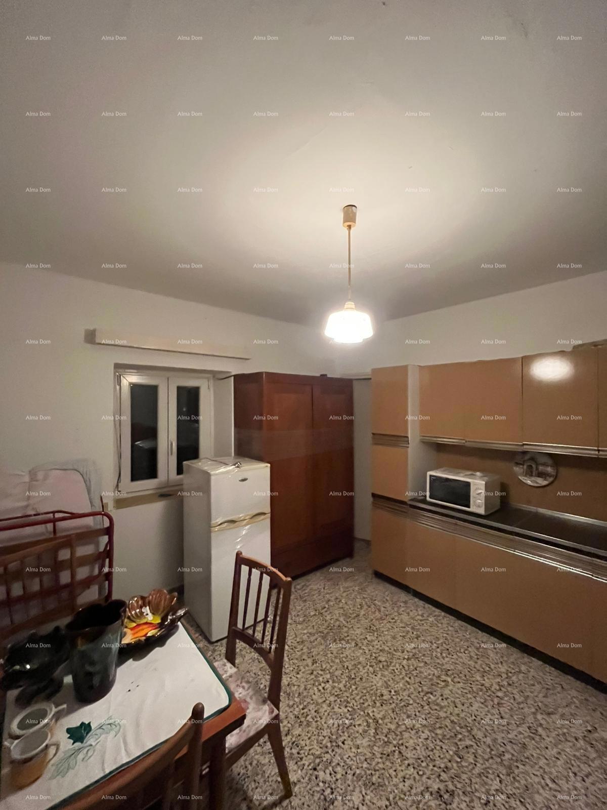 Vendita di una casa in pietra da ristrutturare, Šišan!