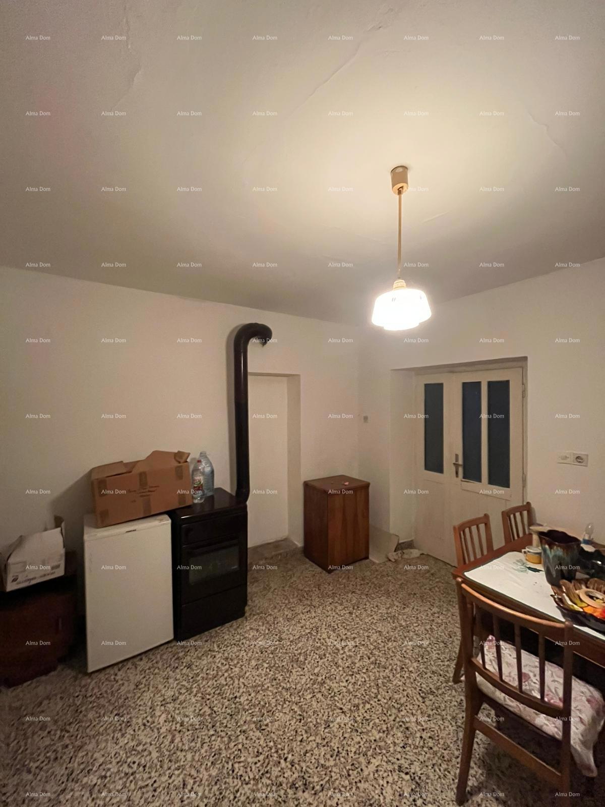 Vendita di una casa in pietra da ristrutturare, Šišan!