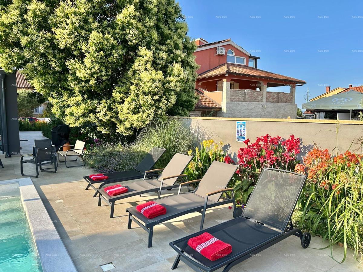 Istria, Ližnjan, 1 km dal centro di Medulin, nuova casa moderna con piscina per le vacanze.