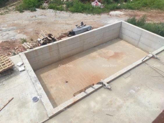TINJAN – Casa in costruzione con piscina e ampio terreno nel cuore dell'Istria