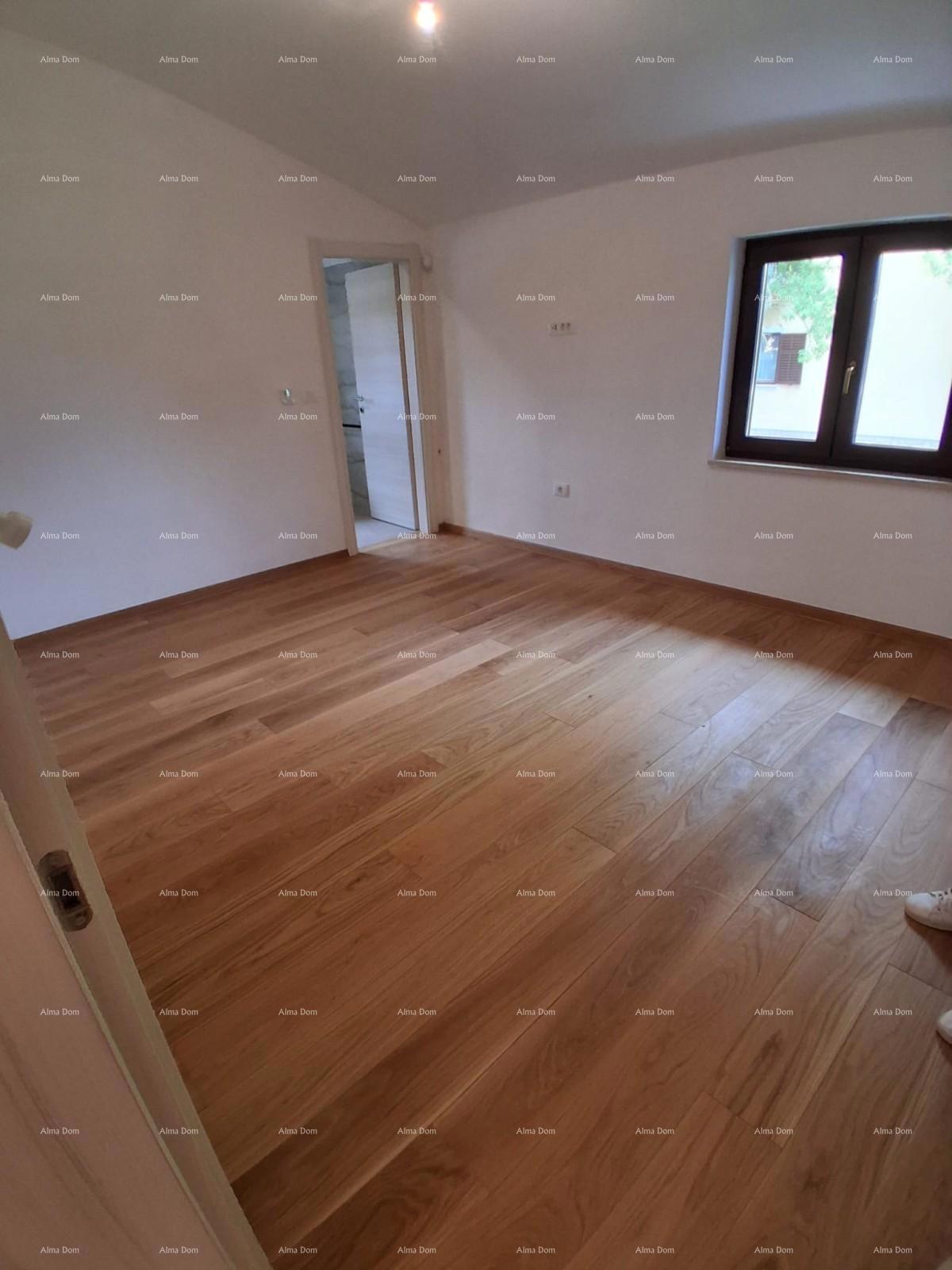 Vendita - villa di lusso con ampio giardino, piscina, stanza benessere e palestra, Poreč!