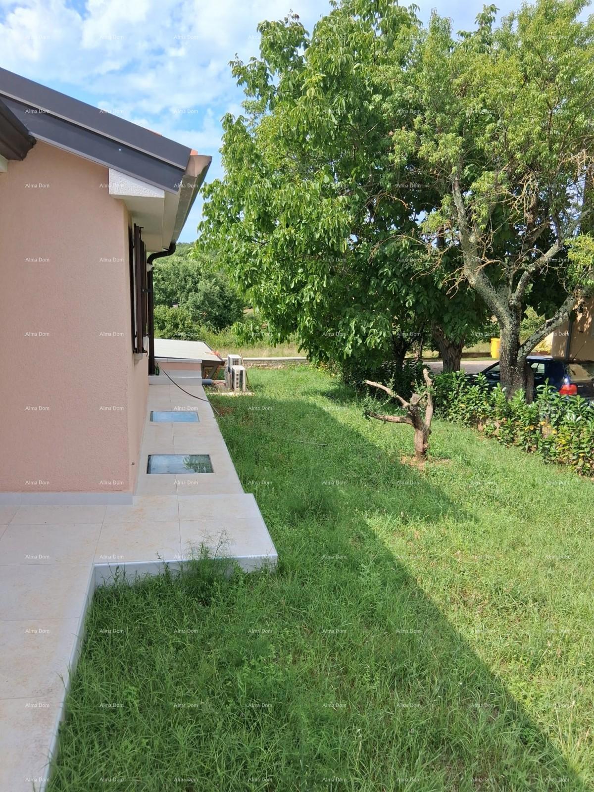 Vendita - villa di lusso con ampio giardino, piscina, stanza benessere e palestra, Poreč!