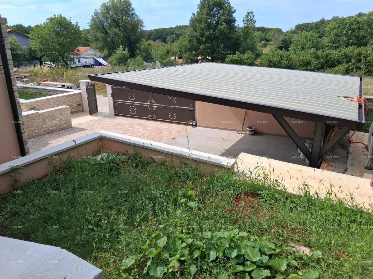 Vendita - villa di lusso con ampio giardino, piscina, stanza benessere e palestra, Poreč!