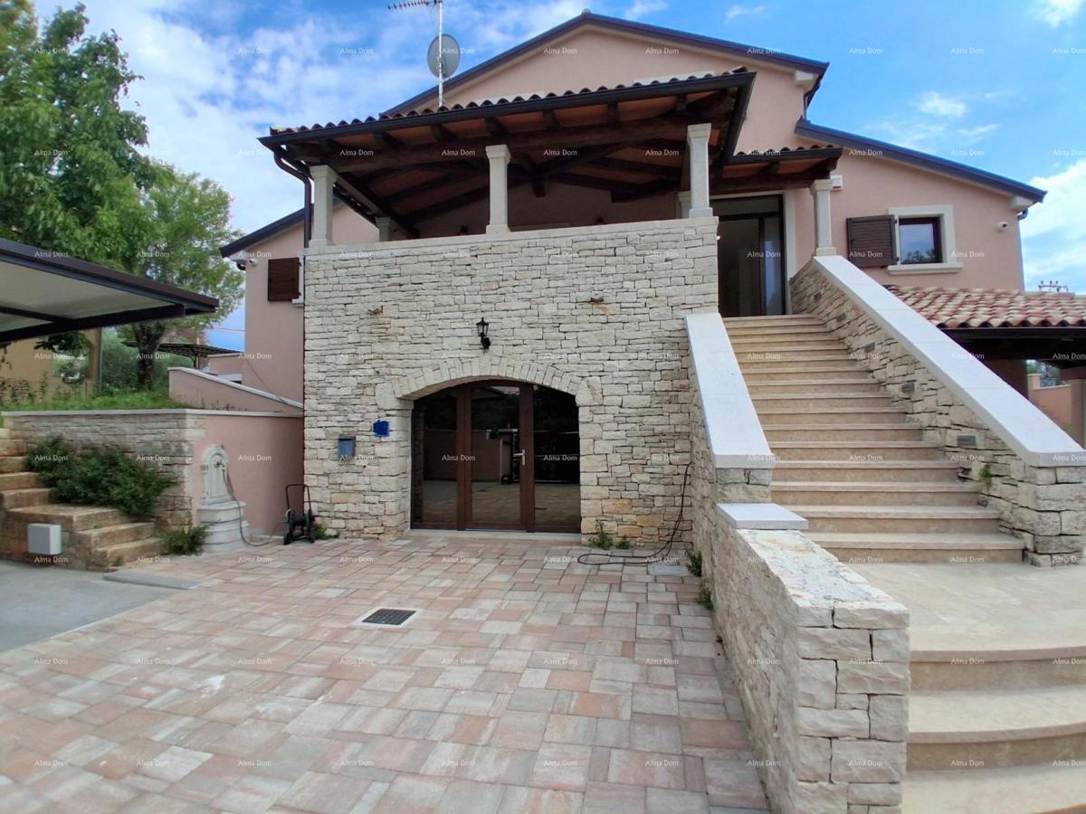 Vendita - villa di lusso con ampio giardino, piscina, stanza benessere e palestra, Poreč!