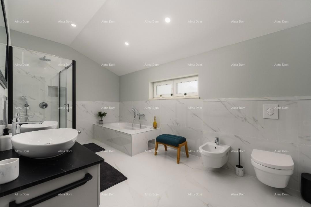 Lussuosa villa istriana completamente arredata con studio appartamento, piscina e vista mare, Kanfanar!